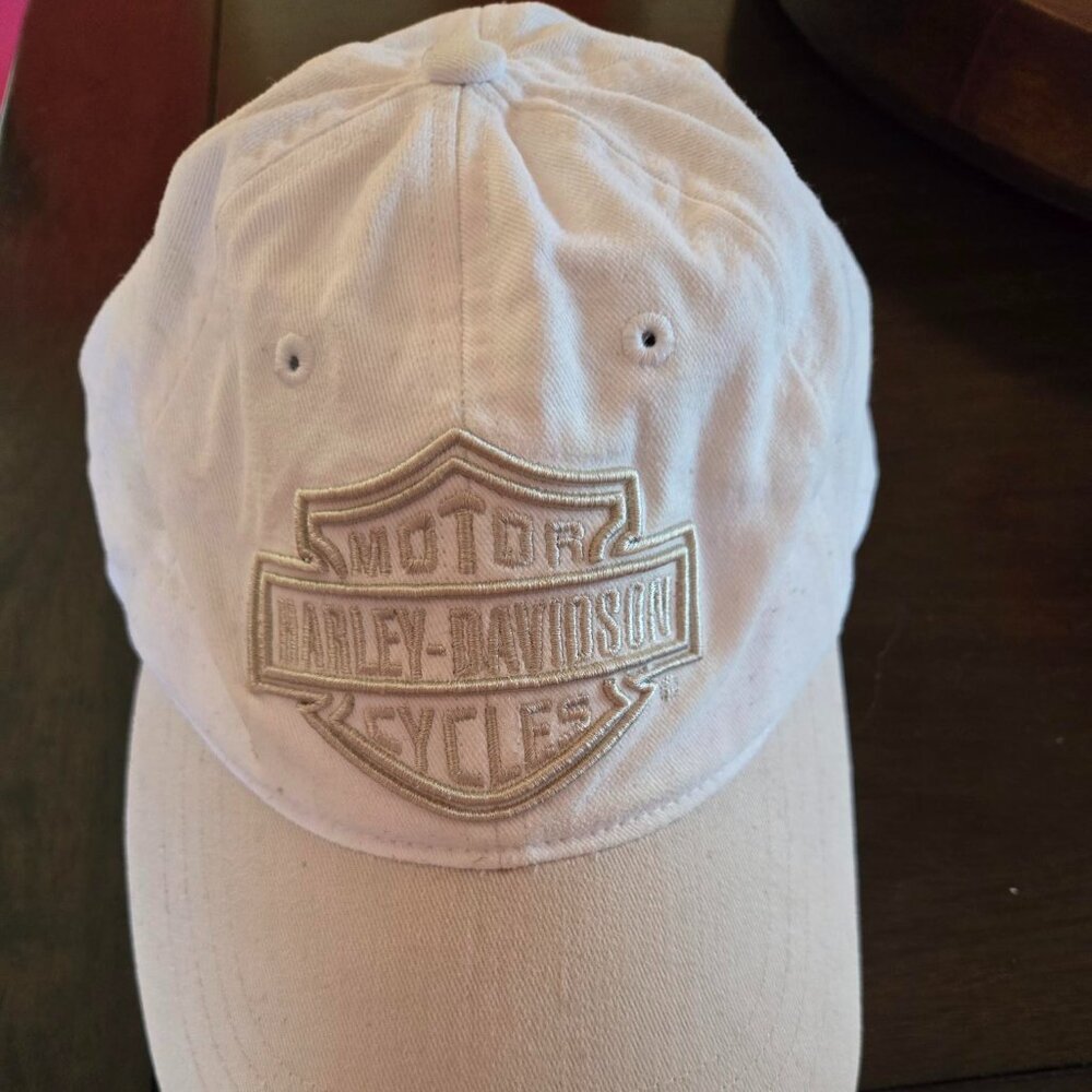 Harley‎ Davidson Baseball Cap White Tan Logo Embroidered Adjustable Strap
